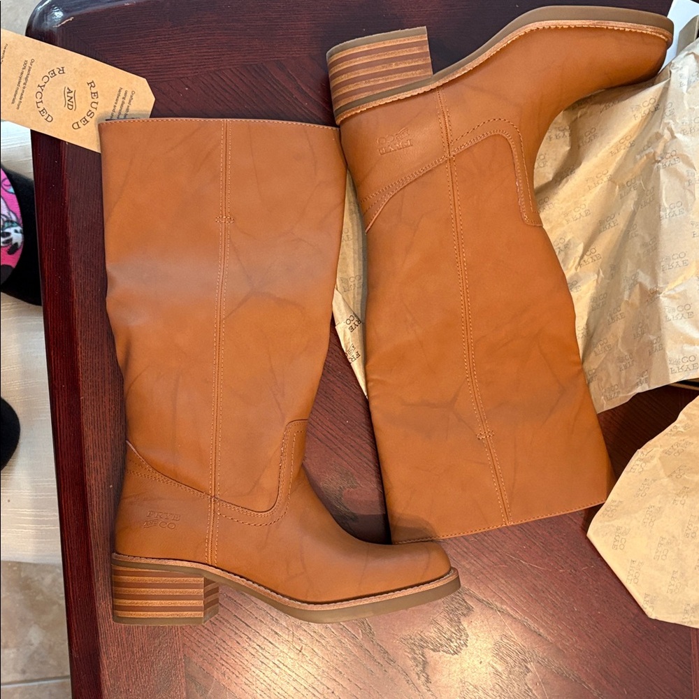 Frye & Co.  Women's Tan Heeled Boots